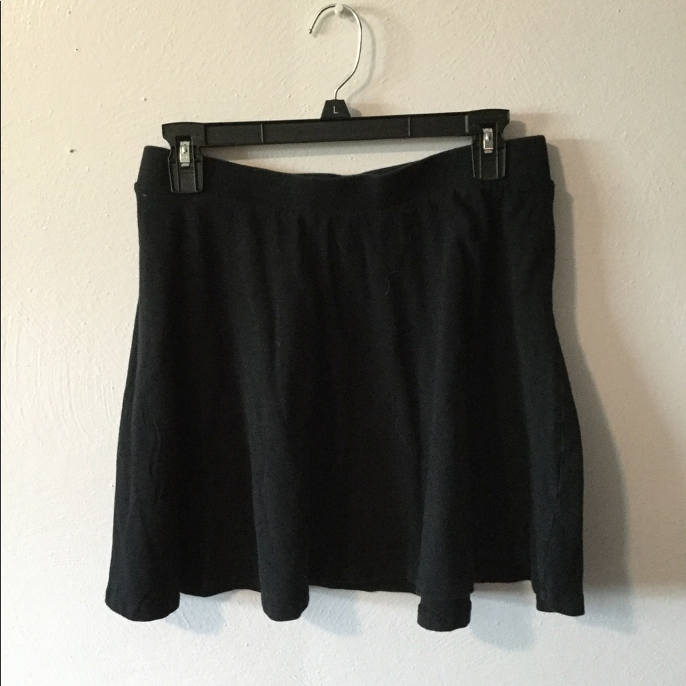Aeropostale Black Skirt Stretchy Waist L